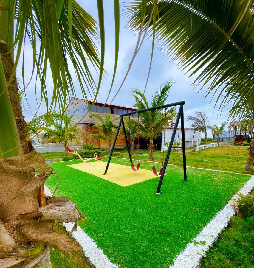 Hostal Tropicoco Hotel Playas Exterior photo
